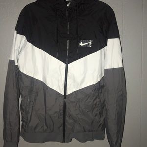 NIKE MENS WINDRUNNER jacket!